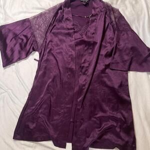 Victoria's Secret Plum Purple Satin Lace 2-Piece Robe + Chemise Set XS/S Like Ne